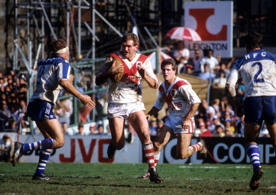 Titans: St Georges Graeme Wynn and Michael O'Connor take on the Bulldogs defence in the 1985 Grand Final.Picture John Veage