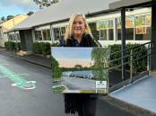 Oyster Bay Public School principal Wanita Bowles with the artwork that was given to her as a tribute for her dedication in leading the primary school for the past eight years. Picture supplied