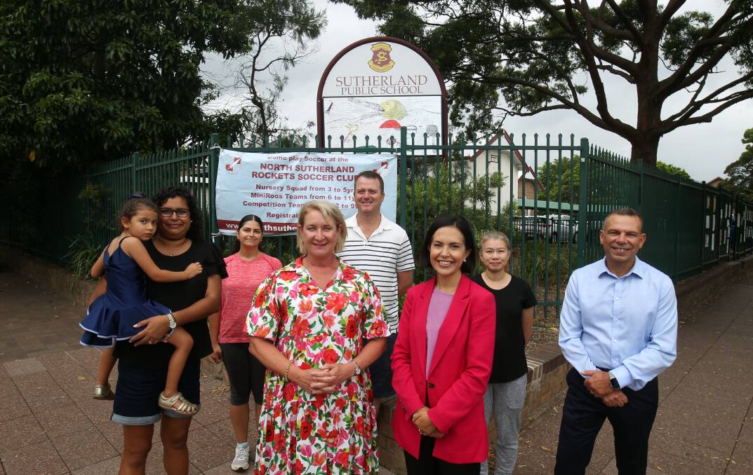 Election promise in February 2023: Maryanne Stuart (front left), Prue Car and Mark Buttigieg MLC with Sutherland Public School parents (rear from left) Meryl Goddard and daughter Sophie, Natalie Simonian, Mark Goddard and Natt Davis. Picture by Chris Lane