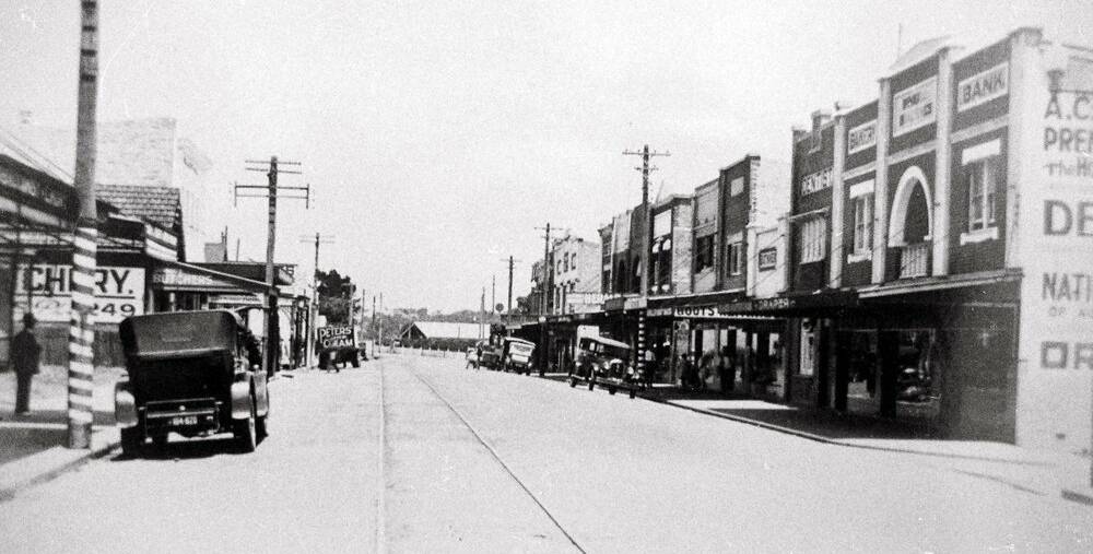 Curranulla Street (now Cronulla Street). The Cronulla-Sutherland Advocate was first published in 1929. 