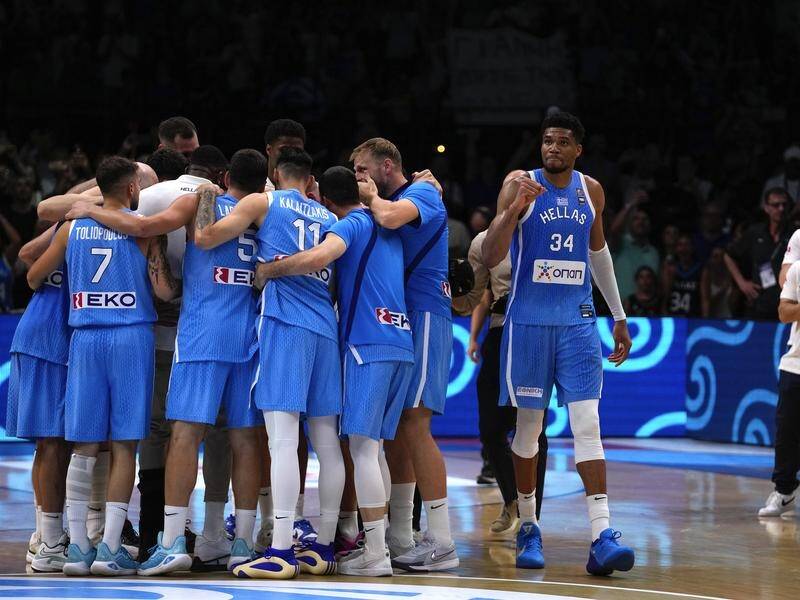 Giannis Antetokounmpo (r) helped Greece book their group place for a Boomers match-up in Paris. (AP PHOTO)
