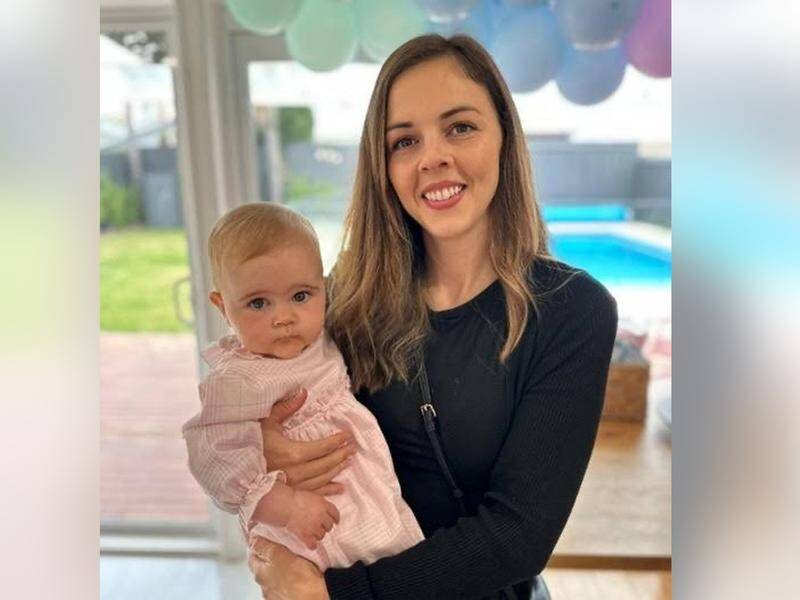 Danielle Penman became gravely ill with sepsis after the birth of her daughter in Melbourne. (HANDOUT/DANIELLE PENMAN)