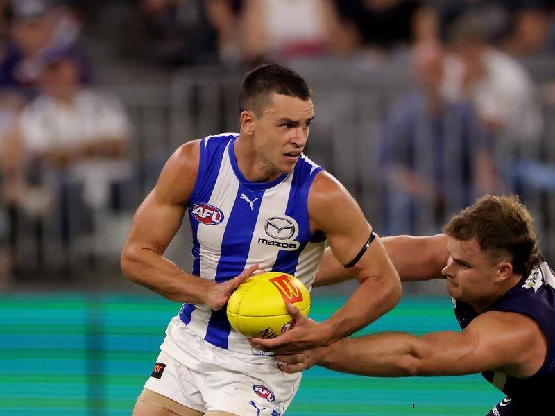 Darcy Tucker signed to the Roos